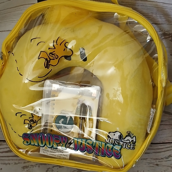 Snoopy X Justice clear travel bag backpack with neck pillow, pen, paper - Picture 13 of 13